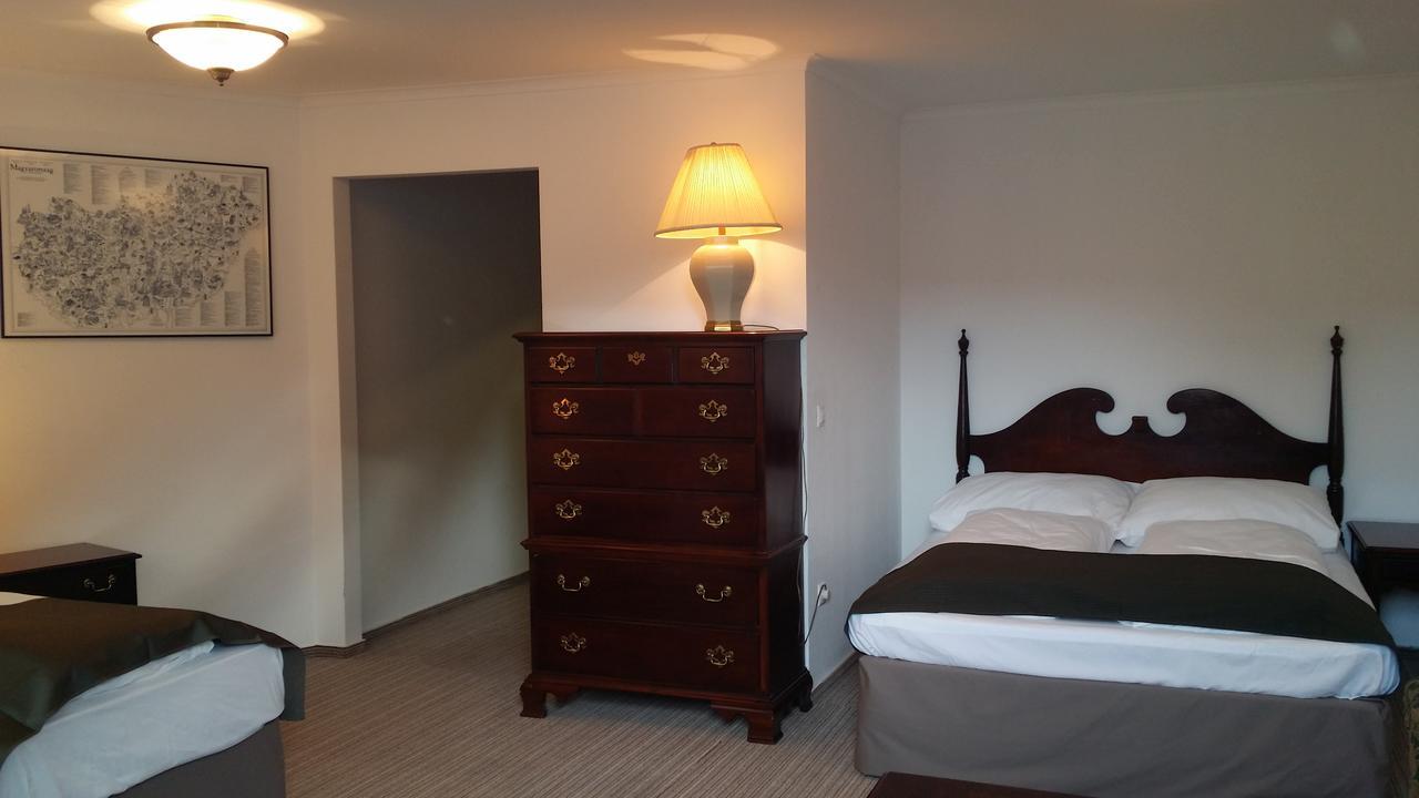 Opera Loft Rooms And Apartments Budapest Ngoại thất bức ảnh