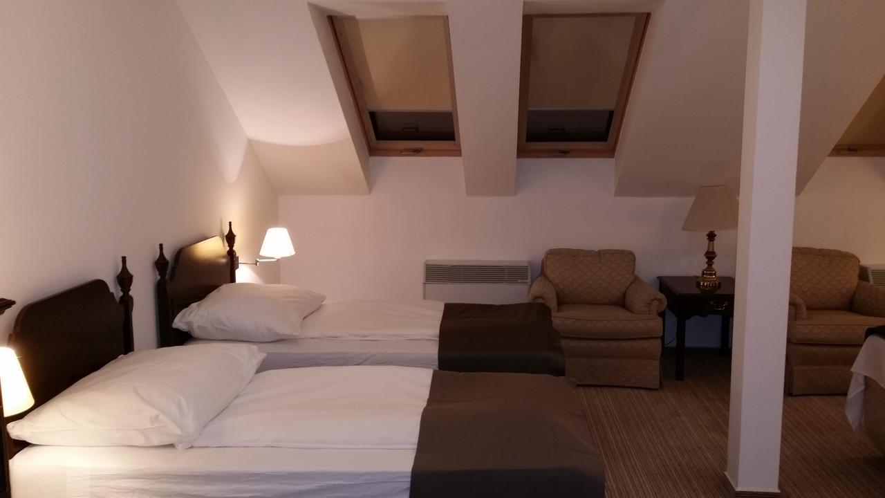Opera Loft Rooms And Apartments Budapest Ngoại thất bức ảnh
