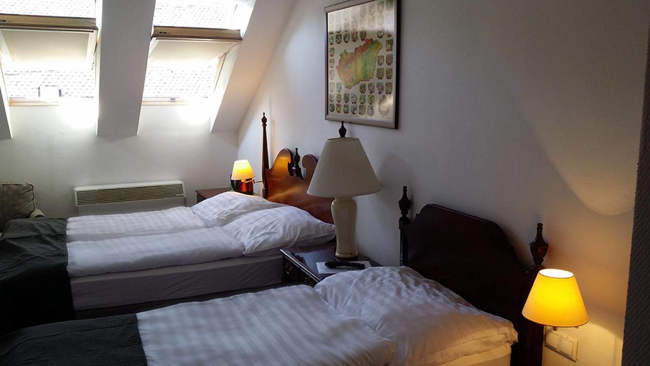 Opera Loft Rooms And Apartments Budapest Ngoại thất bức ảnh